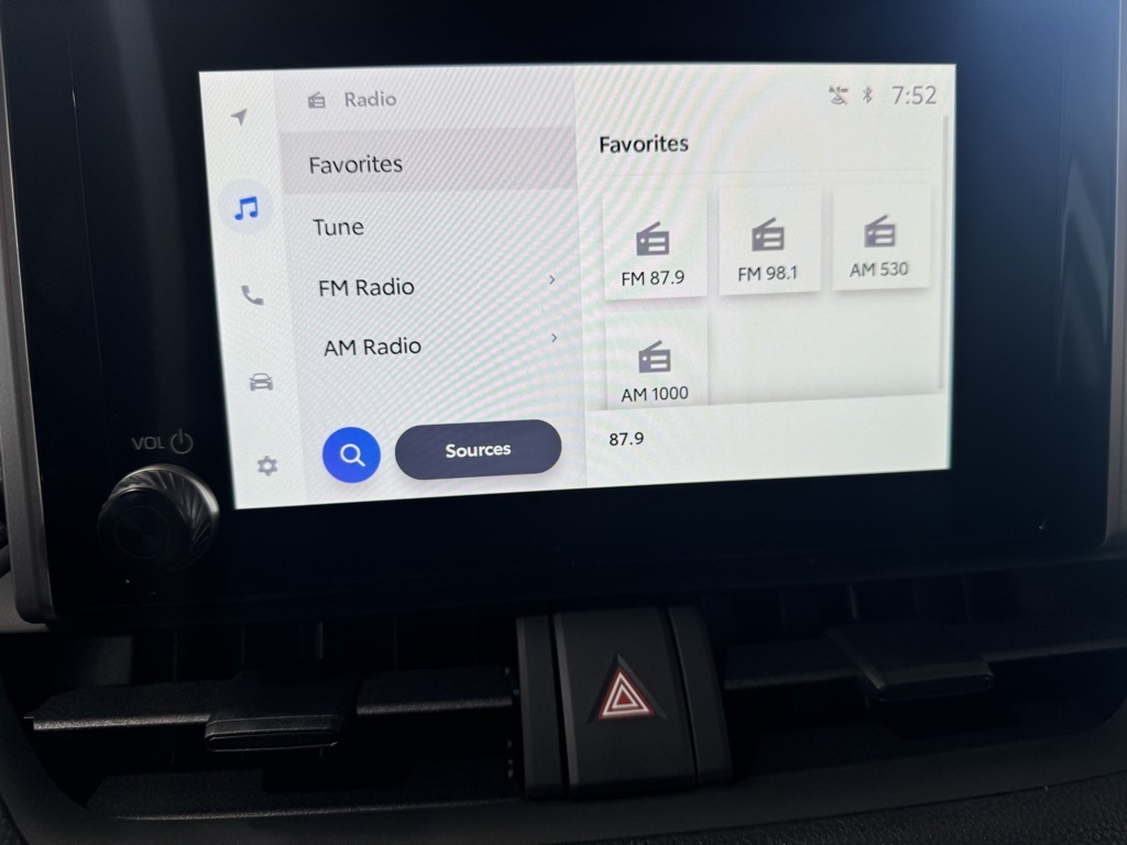 2025 Toyota RAV4 LE photo 29