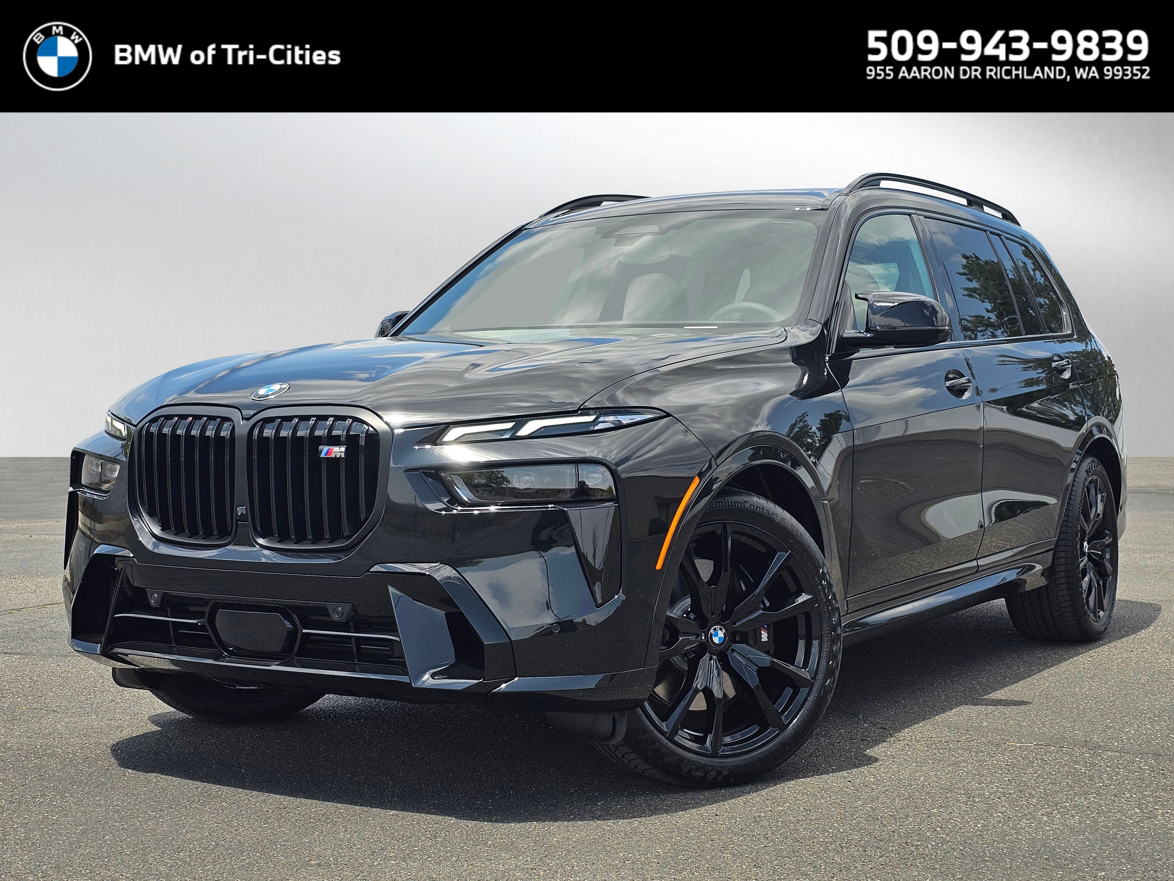 New 2026 Black Sapphire Metallic BMW M60i image 1