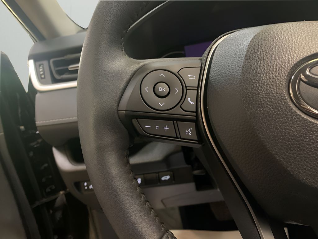 2024 Toyota RAV4 XLE Premium photo 26
