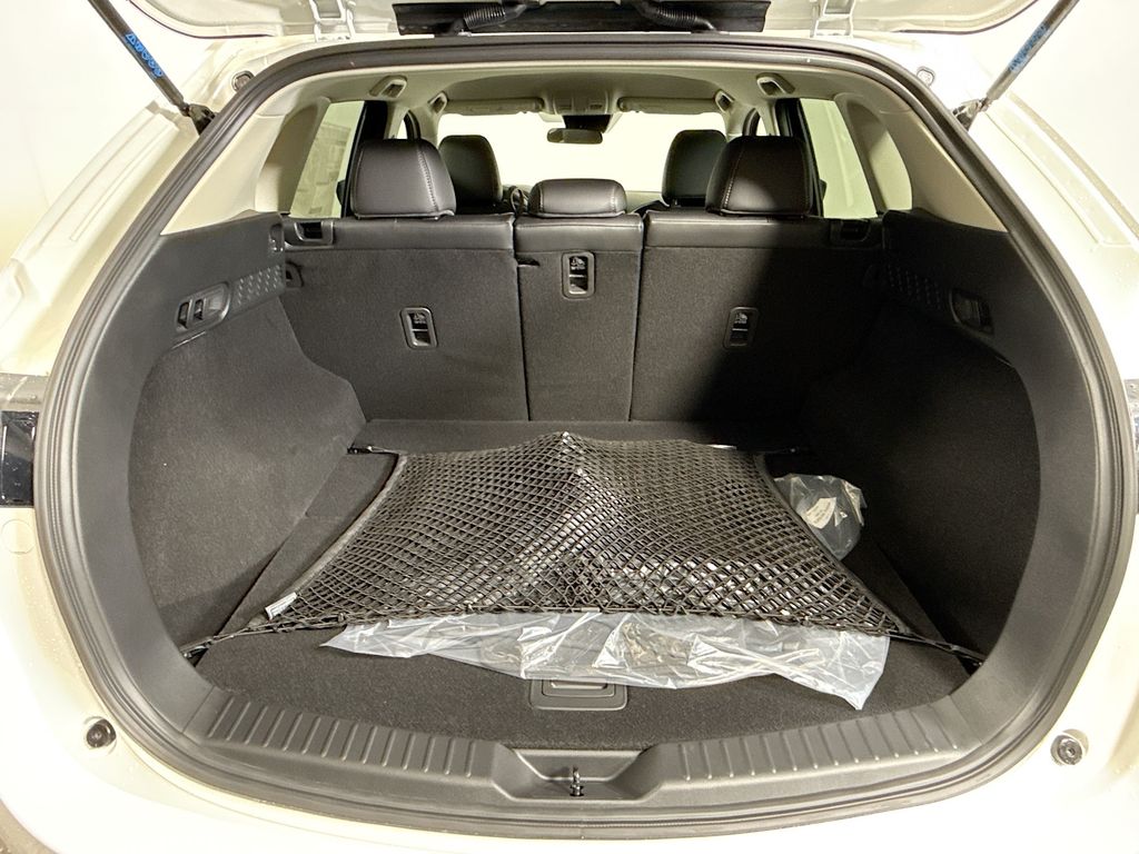 2025 Mazda CX-5 2.5 Select photo 21