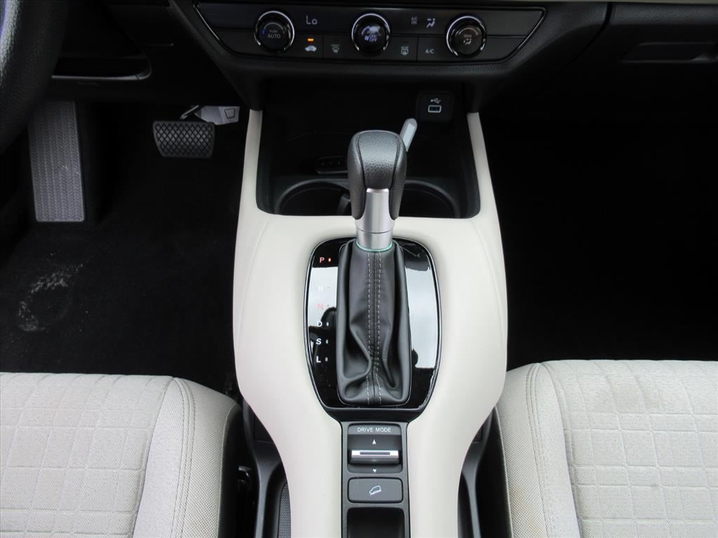 2024 Honda HR-V LX photo 20