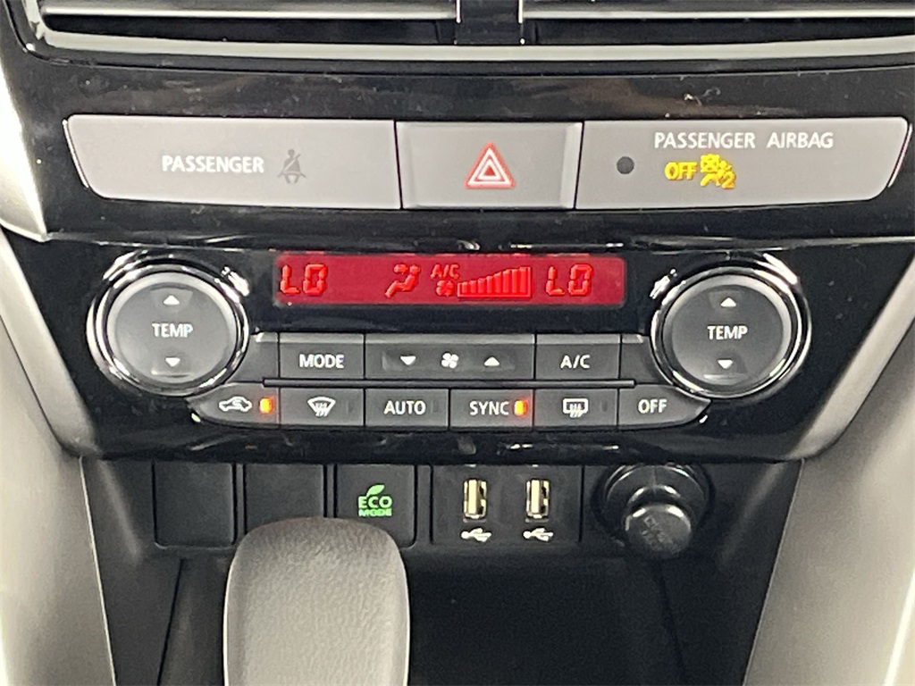 2025 Mitsubishi Eclipse Cross SE photo 17