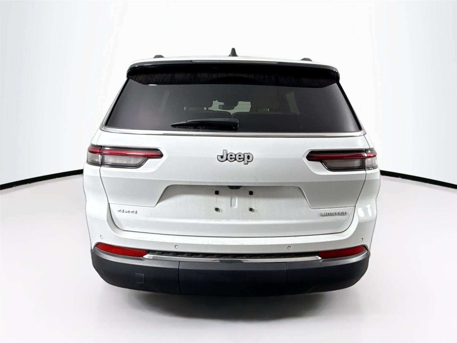 2024 Jeep Grand Cherokee Limited photo 7
