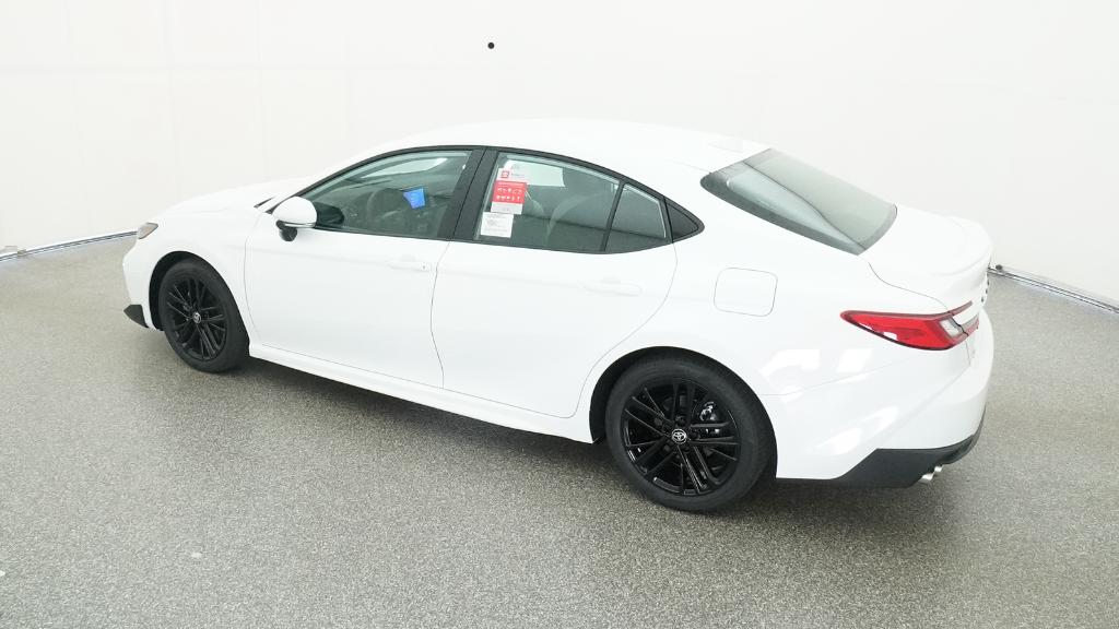 2025 Toyota Camry SE photo 11
