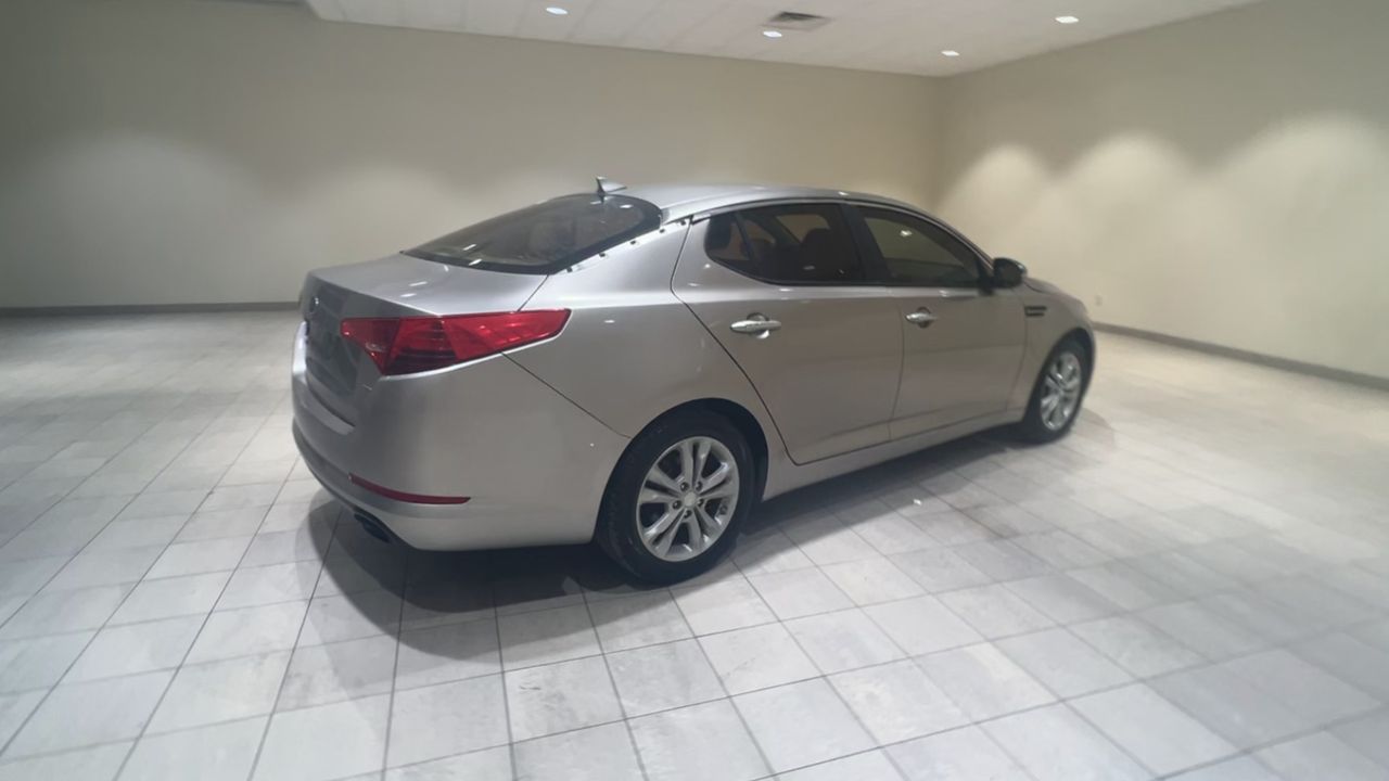 2013 Kia Optima LX photo 25