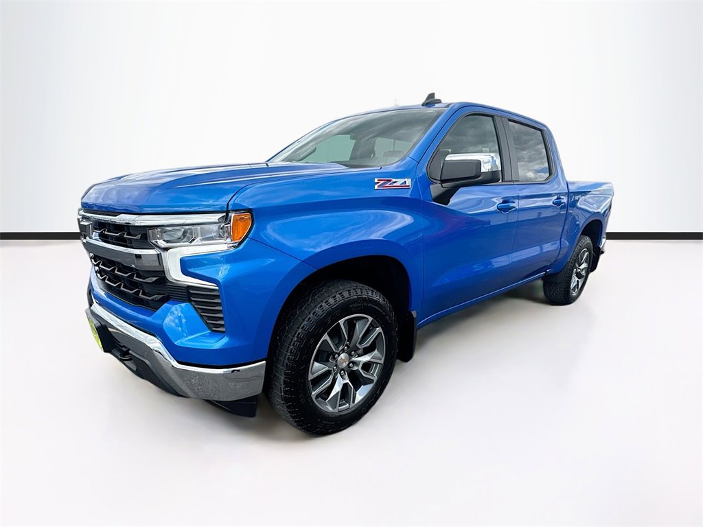 2026 Chevrolet Silverado 1500 LT photo 3