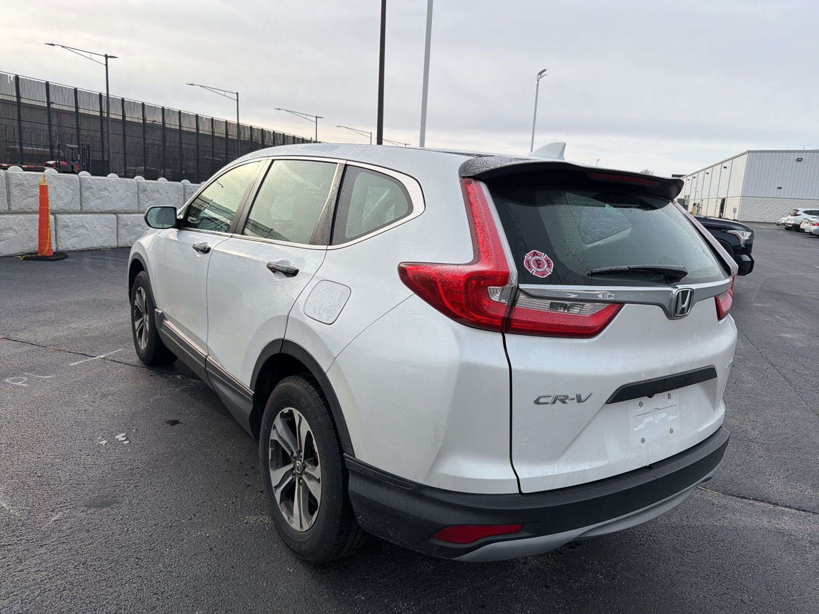 2019 Honda CR-V LX photo 4