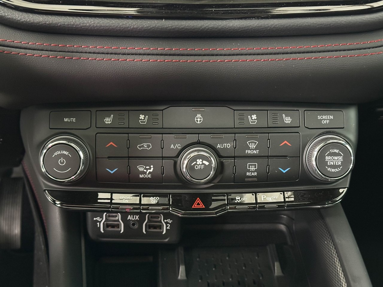 2025 Dodge Durango R/T Plus photo 13