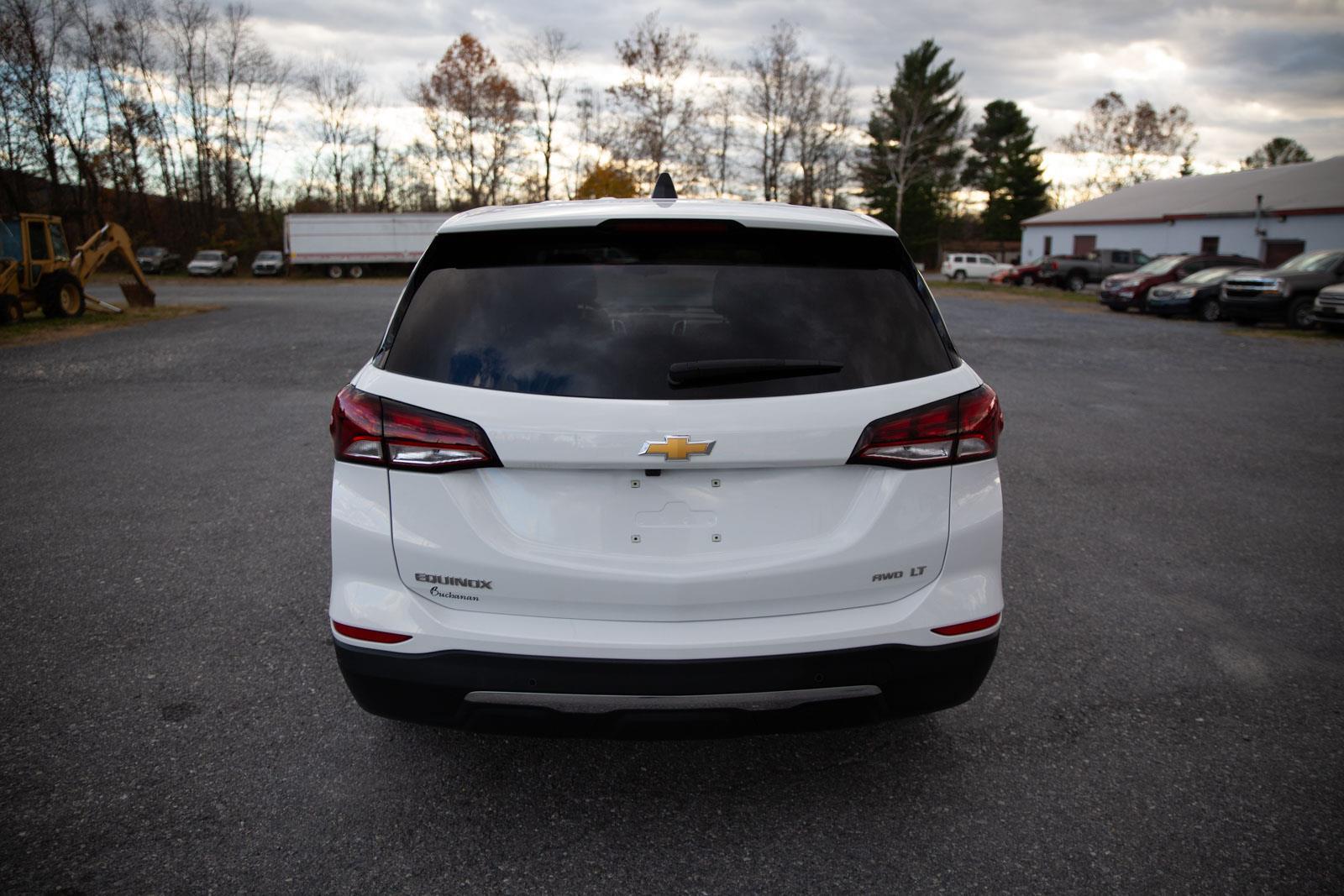 2023 Chevrolet Equinox LT photo 4