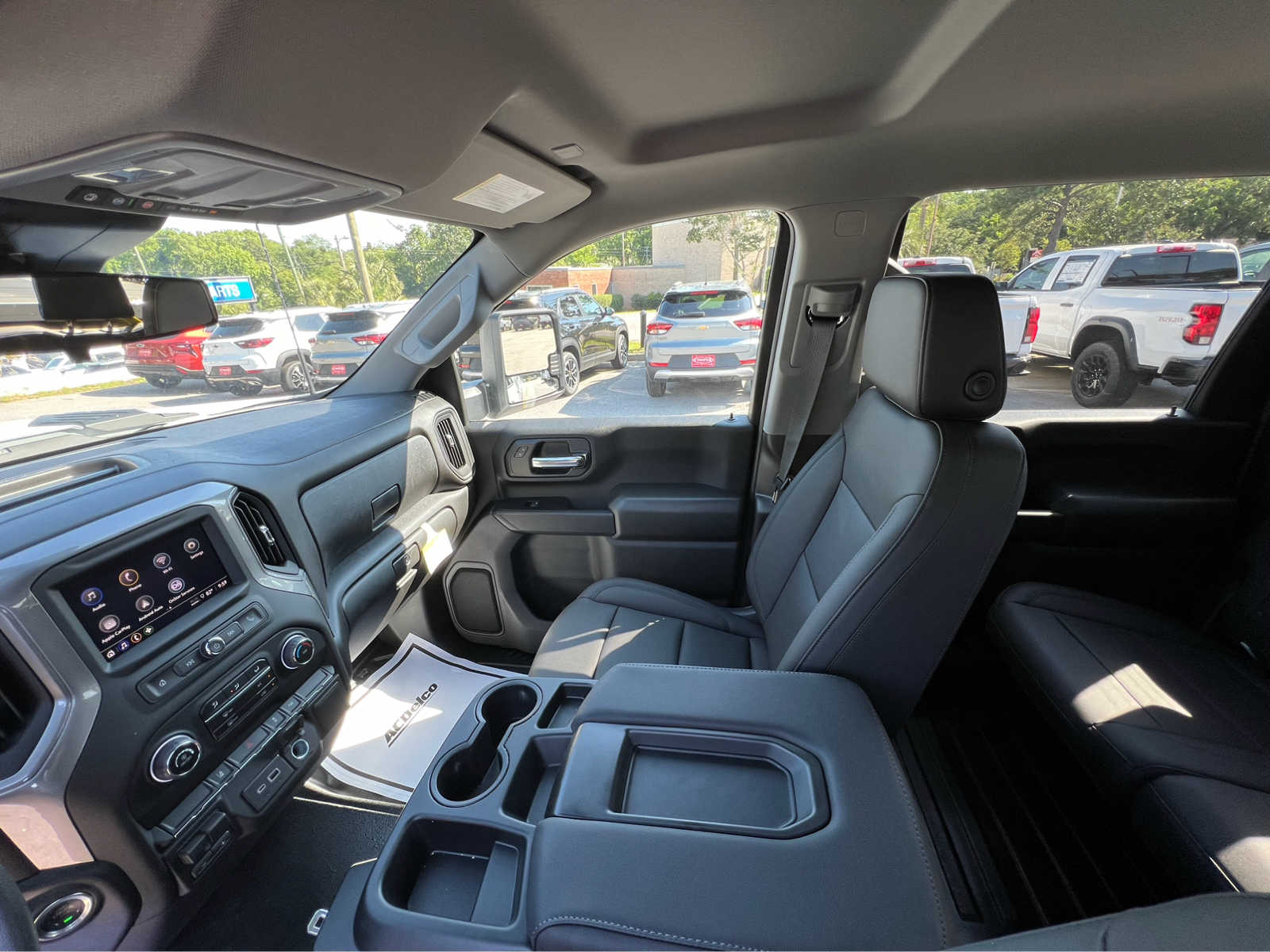 2024 Chevrolet Silverado 2500HD photo 4