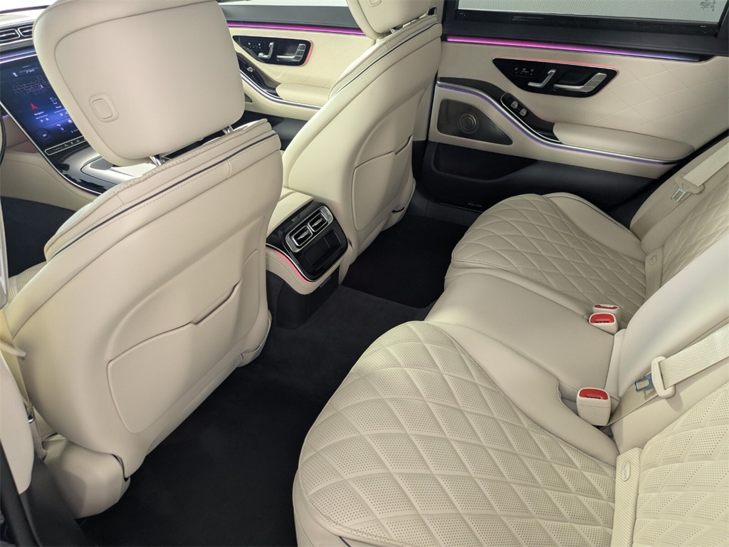 2024 Mercedes Benz S 580e 4MATIC photo 15