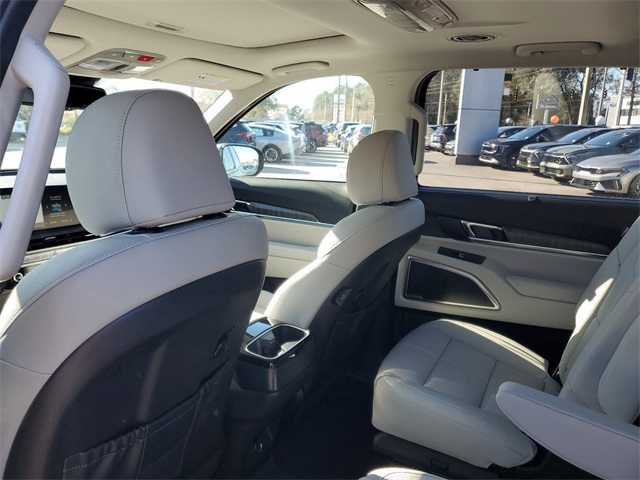 2025 Kia Telluride EX photo 24