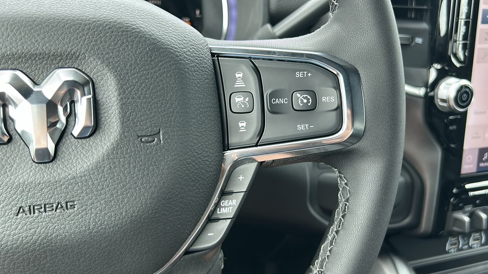 2025 Ram 2500 Laramie photo 25
