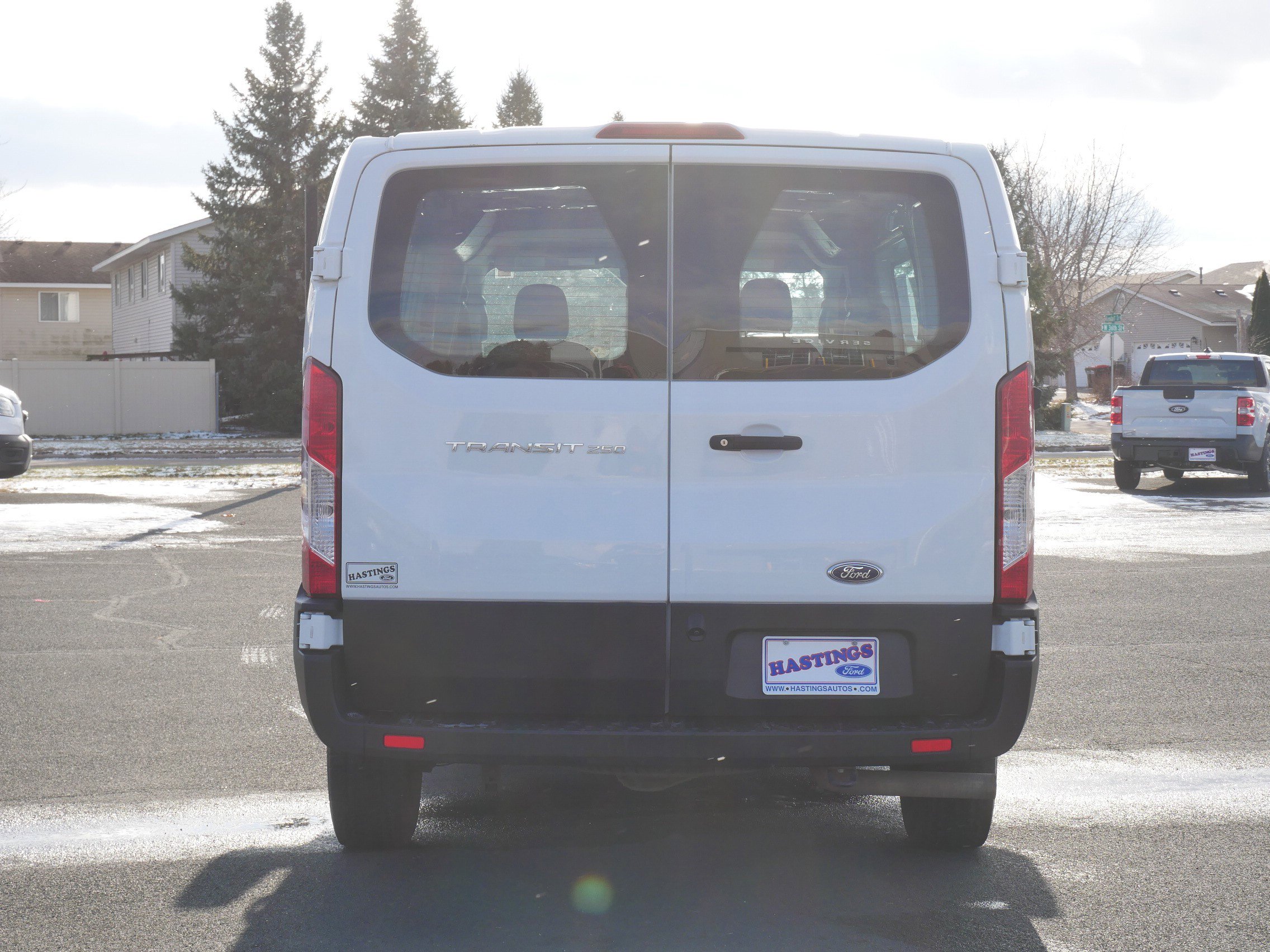 2021 Ford Transit Cargo Van photo 4