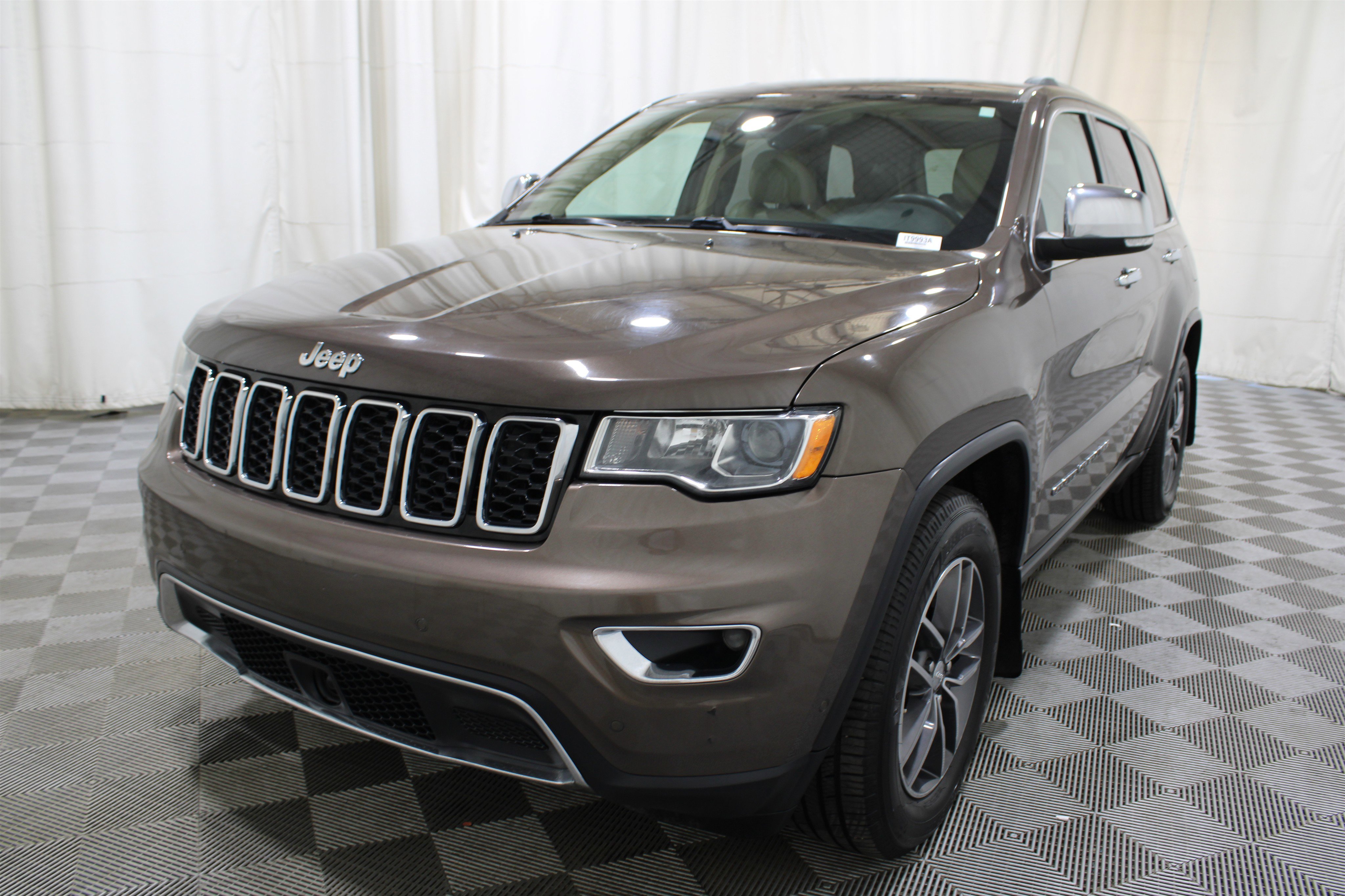 2018 Jeep Grand Cherokee Limited photo 28