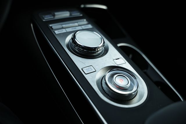 2025 Genesis GV70 2.5T photo 39
