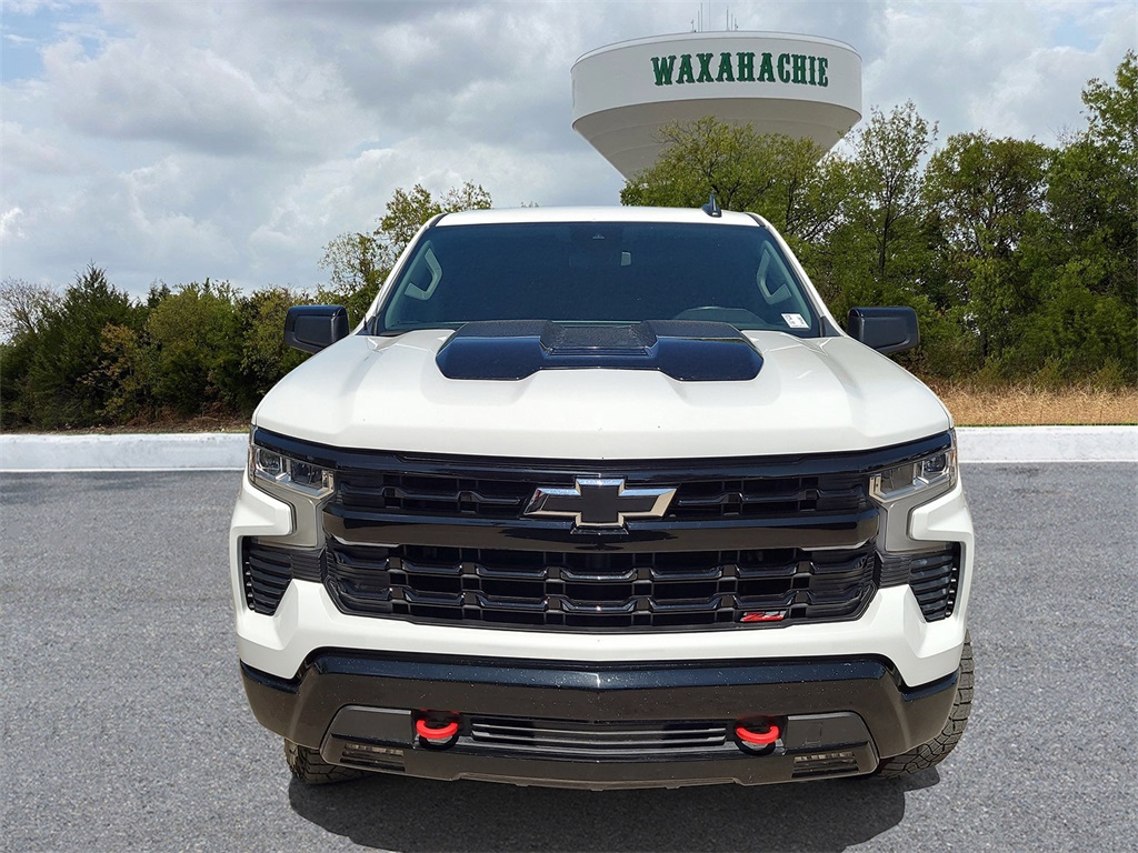 2023 Chevrolet Silverado 1500 LT Trail Boss photo 2