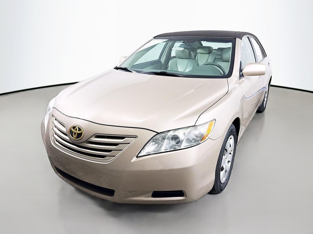 2009 Toyota Camry LE photo 3