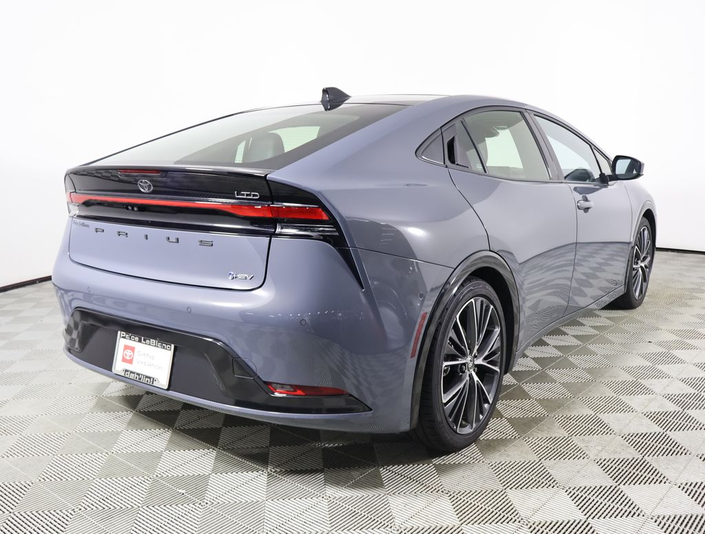 2024 Toyota Prius Limited photo 5