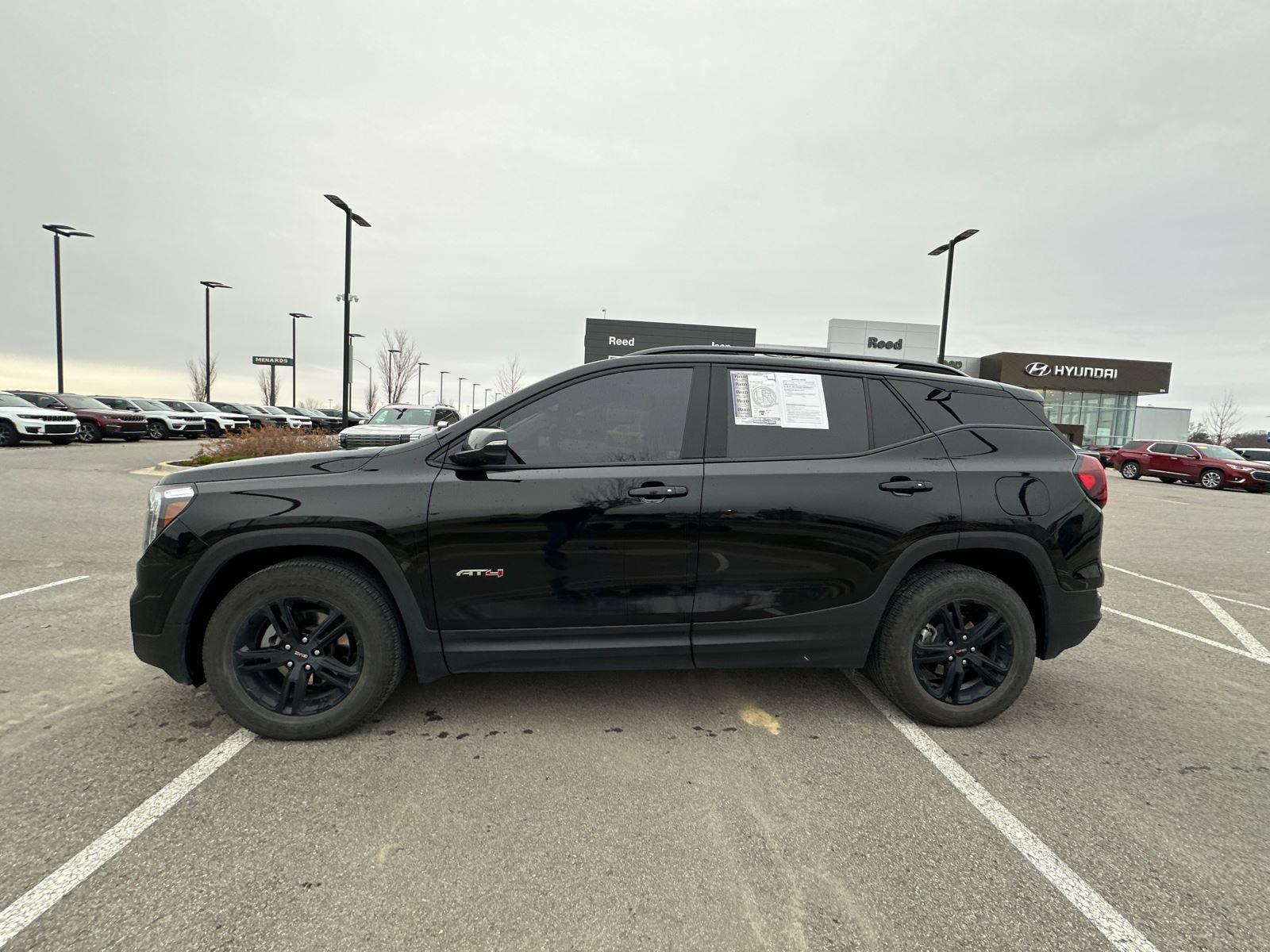 2023 Gmc Terrain AT4 photo 2