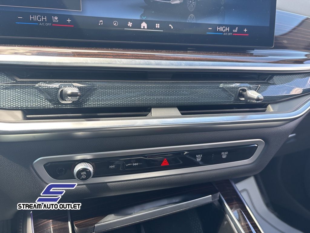 2025 Bmw X5 xDrive50e photo 32