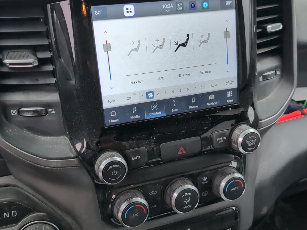 2022 Ram 2500 Tradesman photo 2