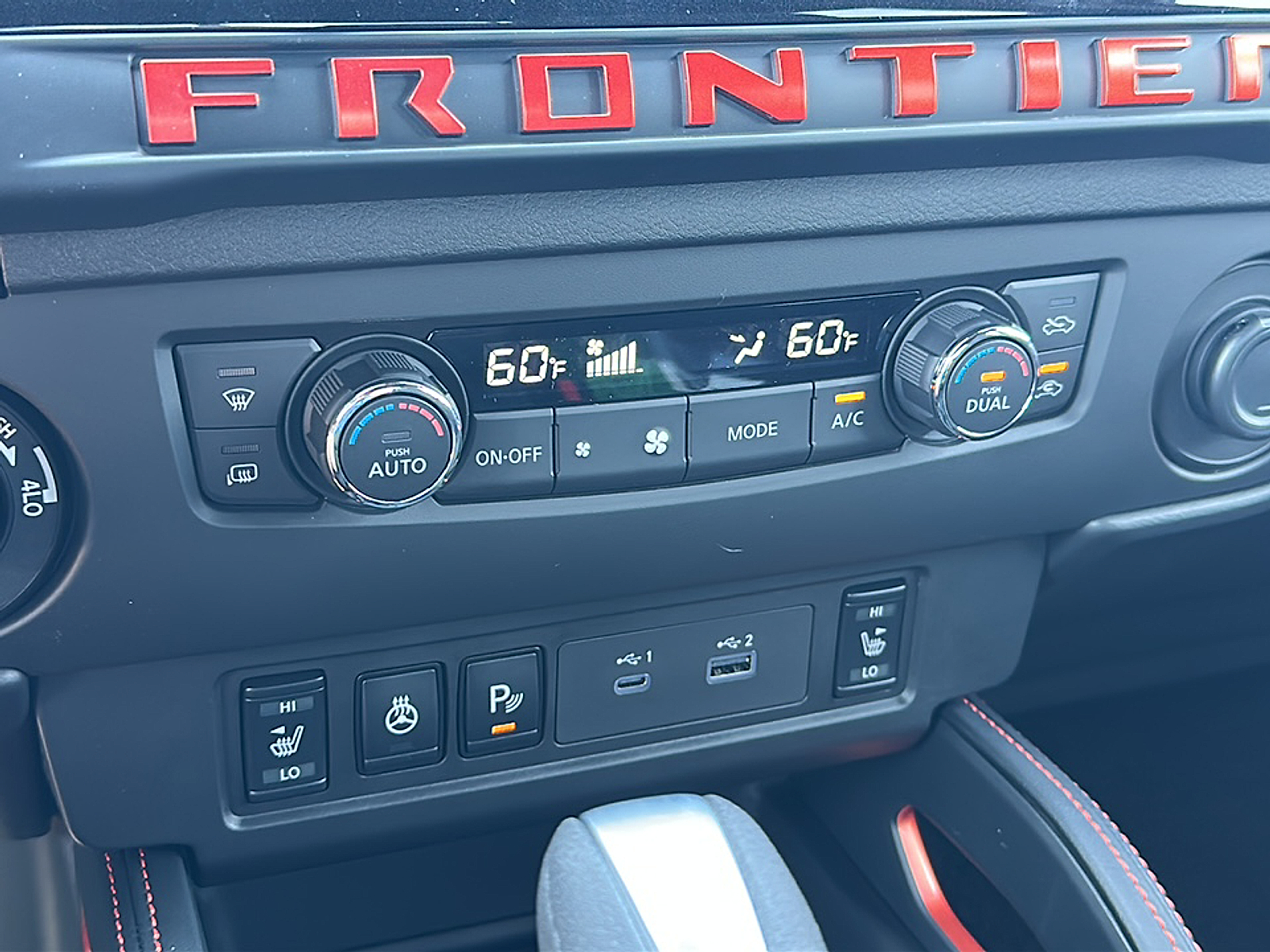 2026 Nissan Frontier Crew Cab PRO-4X photo 5