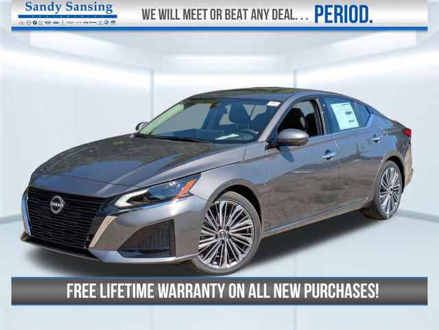 2025 Nissan Altima SL's photo