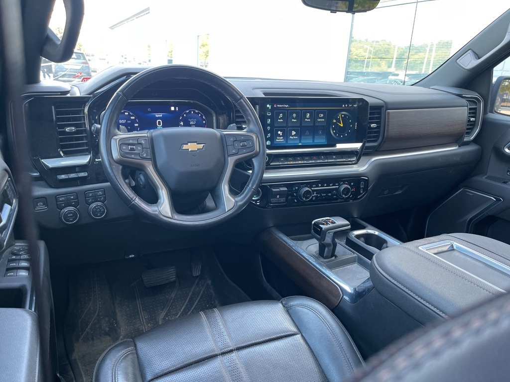 2022 Chevrolet Silverado 1500 High Country photo 12
