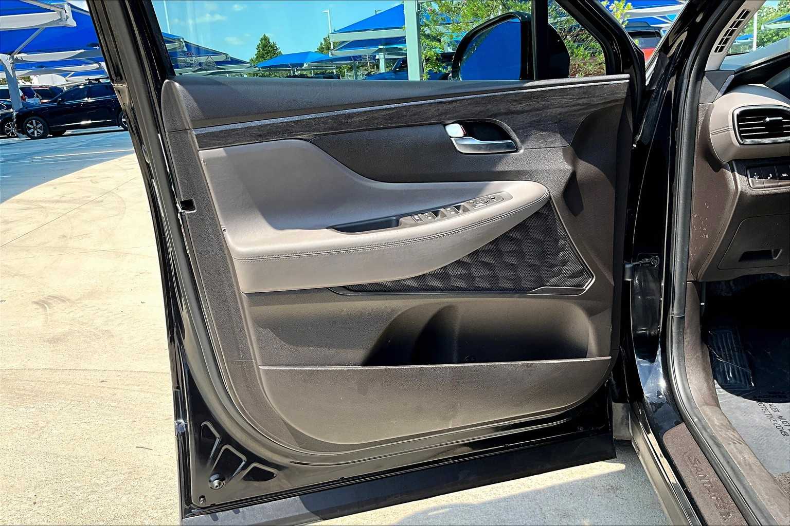 2020 Hyundai Santa Fe SEL photo 13