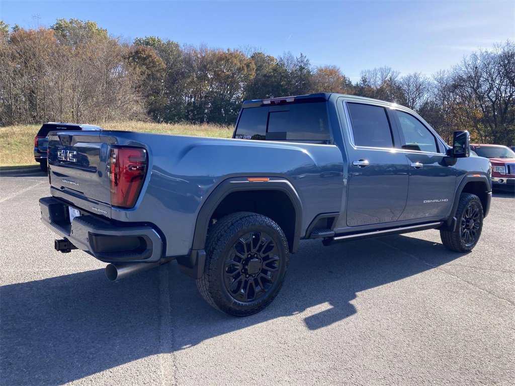 2026 Gmc Sierra 2500 HD Denali Ultimate photo 3