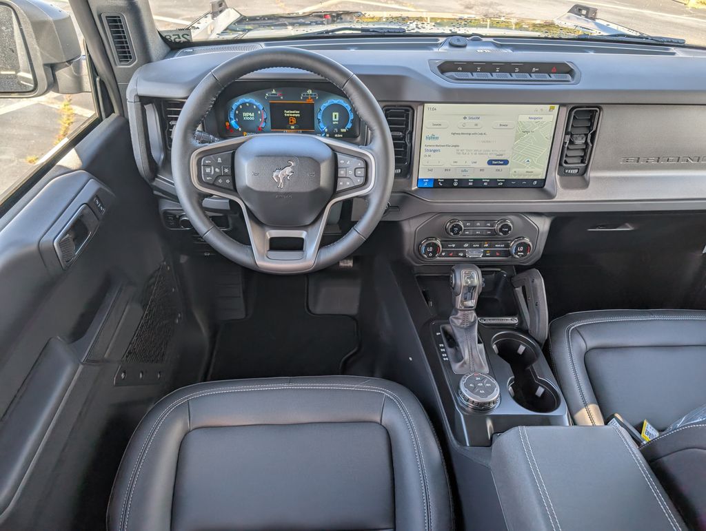 2025 Ford Bronco Badlands Black Diamond photo 6