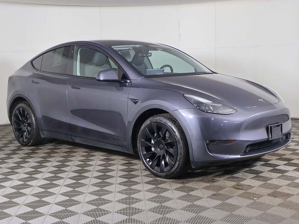 Used 2023 Tesla Model Y Long Range with VIN 7SAYGDEE0PF698876 for sale in Bedford, OH