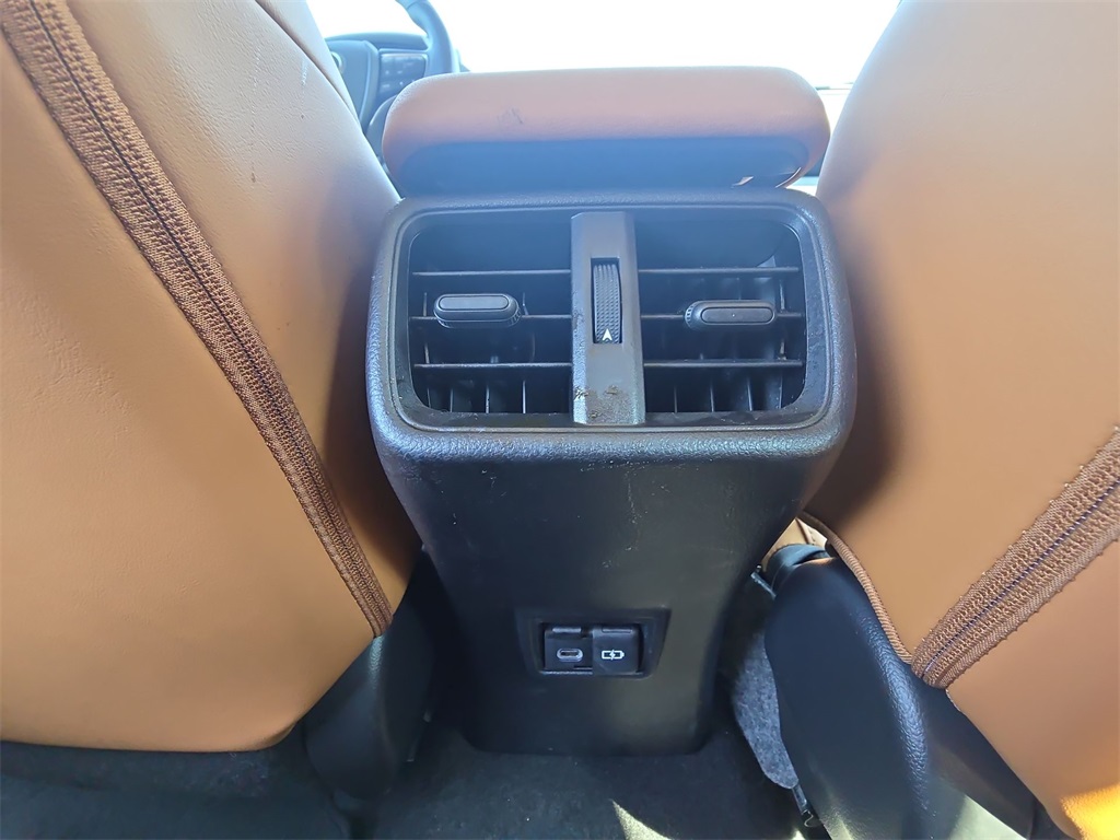 2022 Lexus UX 250h photo 31