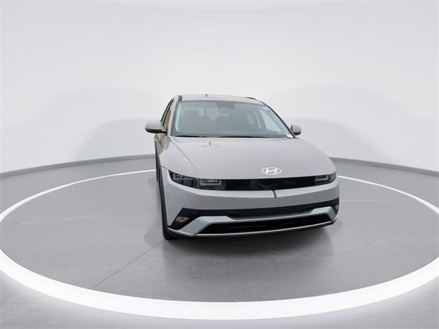 2025 Hyundai Ioniq 5 SE photo 2