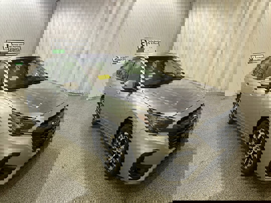 2025 Subaru Legacy Premium's photo