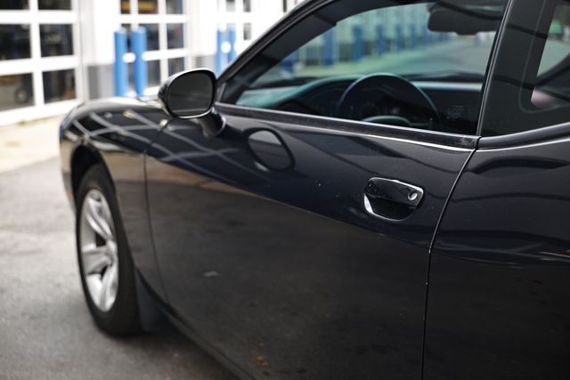 2021 Dodge Challenger SXT photo 10