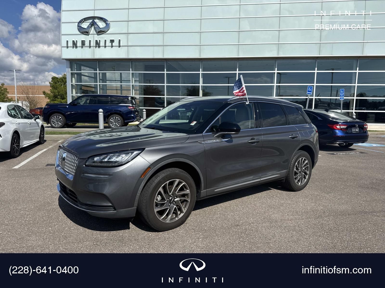 2022 Lincoln Corsair Base