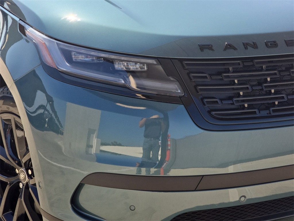 2026 Land Rover Range Rover Velar S photo 28