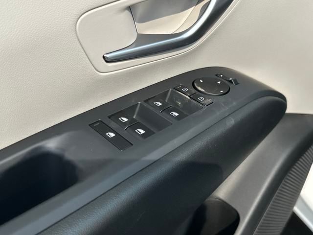 2025 Hyundai Tucson SEL Convenience photo 9
