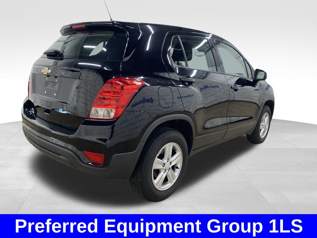 2017 Chevrolet Trax LS photo 4