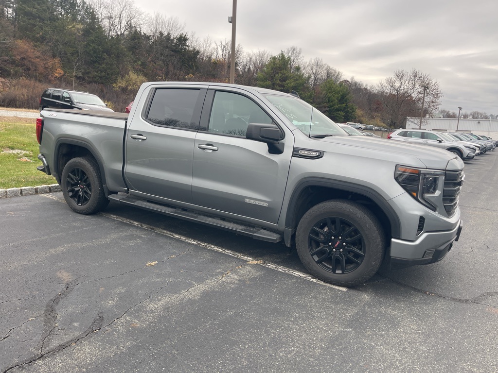 2023 GMC Sierra 1500 Elevation's photo