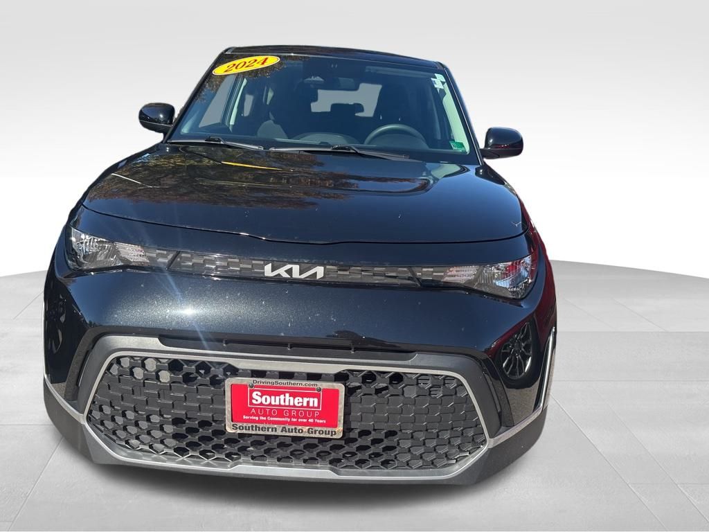 2024 Kia Soul LX photo 4