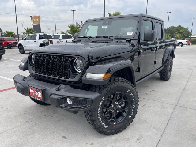 2025 Jeep Gladiator Sport photo 3