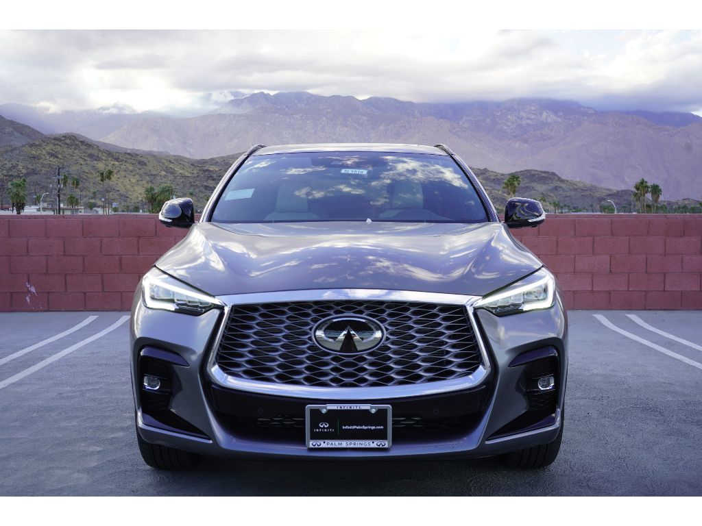 2025 Infiniti QX55 Essential photo 2