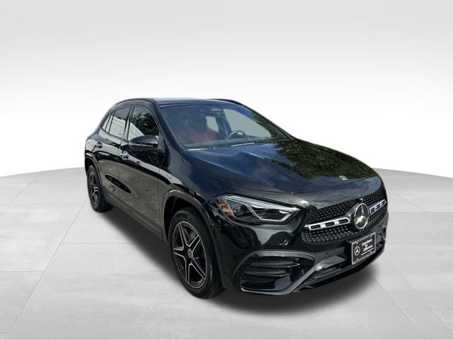 2025 Mercedes Benz GLA 250 4MATIC photo 6