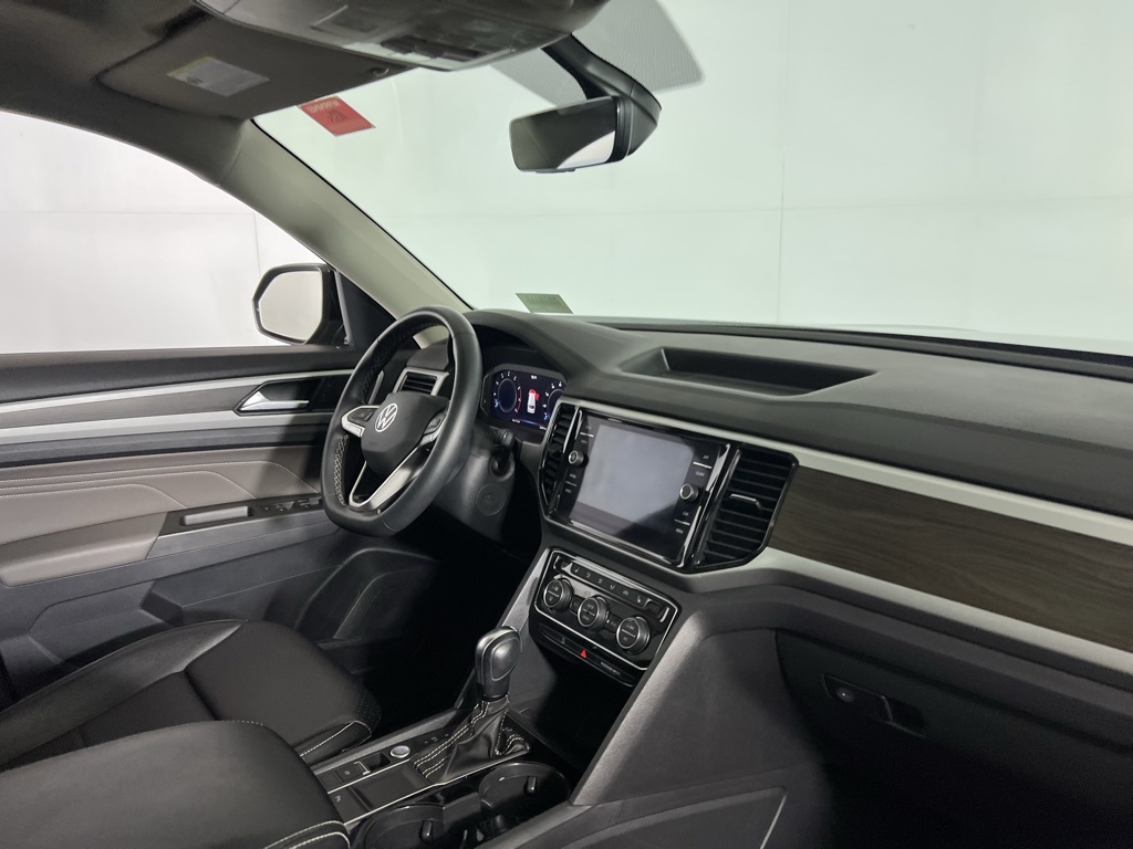2022 Volkswagen Atlas SE Technology photo 26