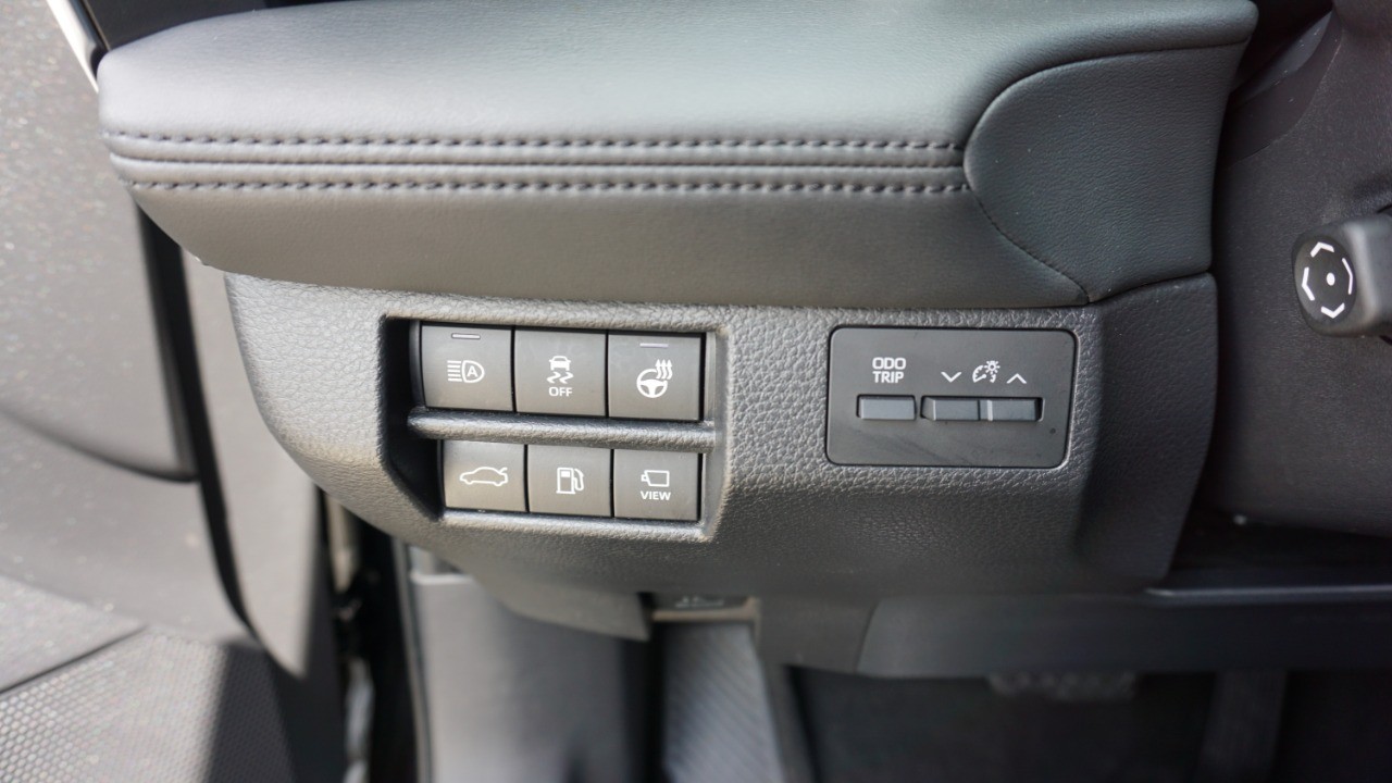 2021 Toyota Avalon Limited photo 19