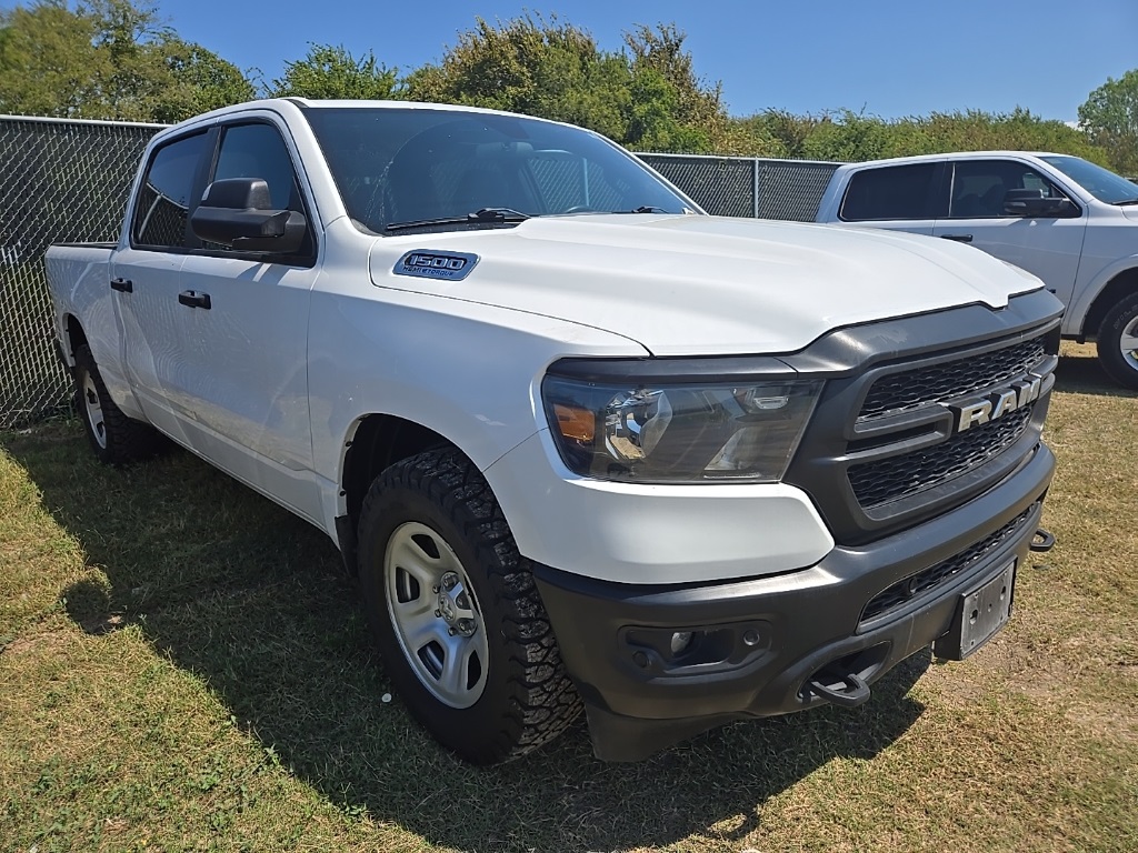 2023 Ram 1500 Tradesman photo 4