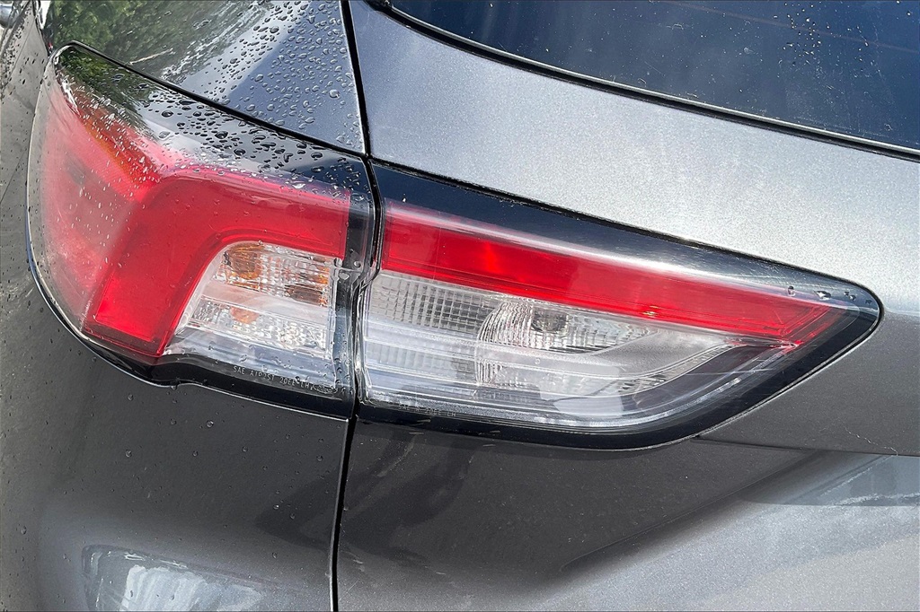 2021 Ford Escape SE photo 31